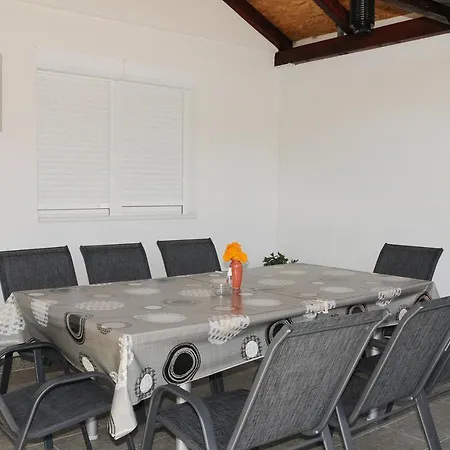 Favorit Appartamento Čačak